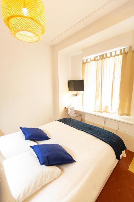 3 Min A Pied De La Gare St Charles - 3 Chambres Avec Clim, Sdb Et Tv Marseille Exterior photo